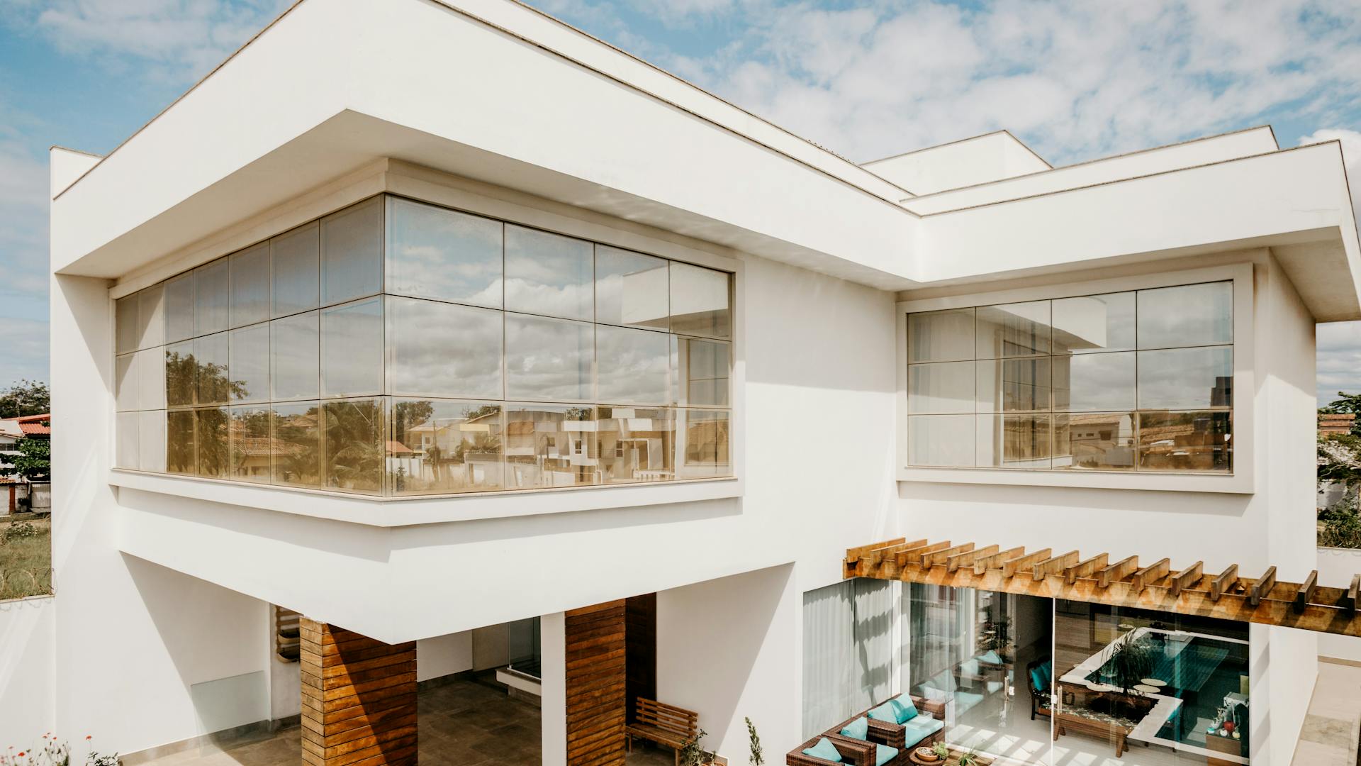 pexels-photo-5563473